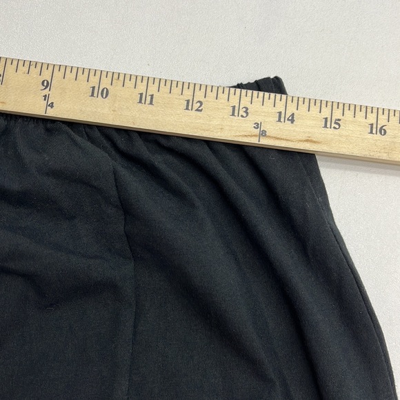 Women With Control Black Knit Capri Pants - Picture 6 of 7